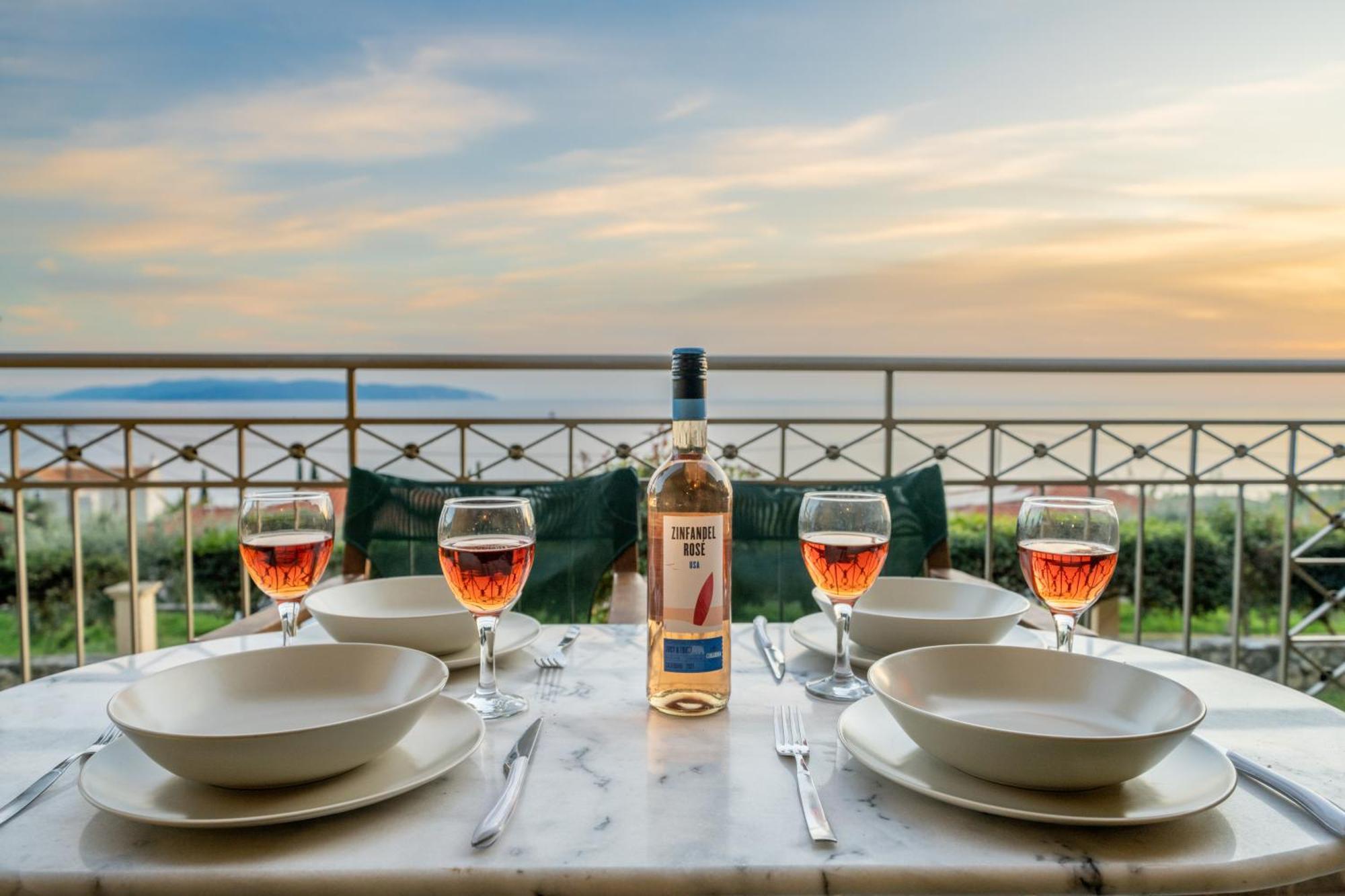 Eleftheria Apartments Vlachata Ngoại thất bức ảnh