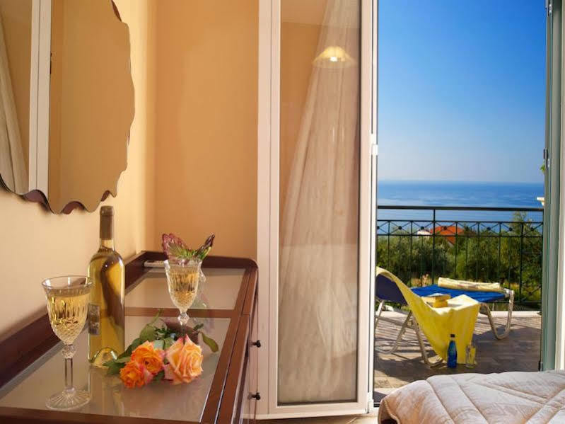 Eleftheria Apartments Vlachata Ngoại thất bức ảnh